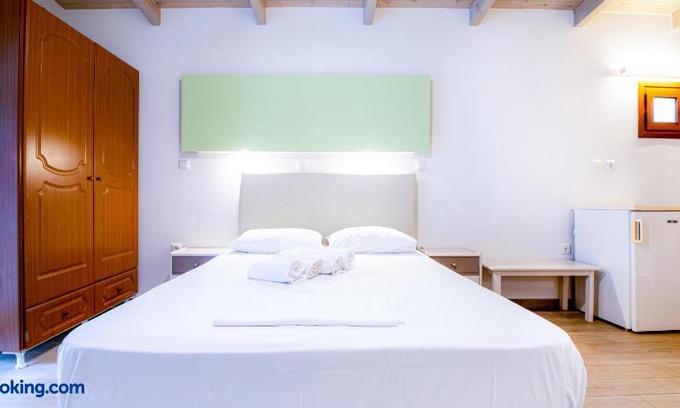 Foinikounta Apartment | Apartments Korakakis Beach
