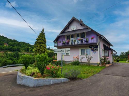 Smoljanac Apartment | Apartments Nena