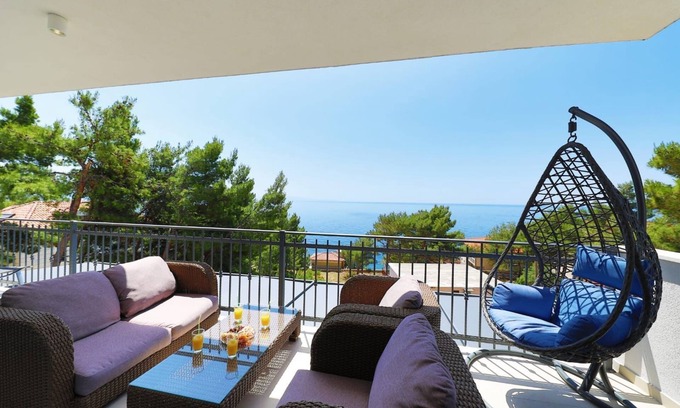 Sveta Nedjelja Apartment | Apartments Redstone Luxury Apartments