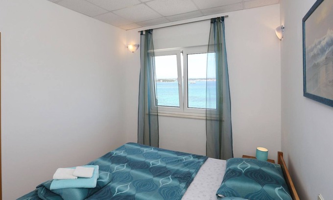 Tkon Apartment | Apartments Vista (14665-A5) - Tkon - island Pasman