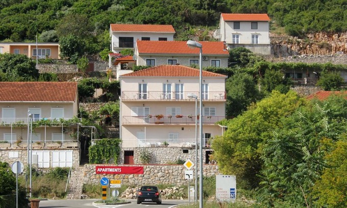 Trpanj Apartment | Apartments with parking space Trpanj, Peljesac - 10180