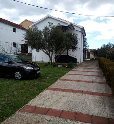 Kraj Apartment | Apartments with parking space Kraj, Pasman - 8213