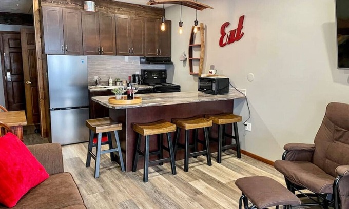 Okanagan-Similkameen Condo | Apex Mountain ~ Precision Palace ~ Apex Mountain Inn