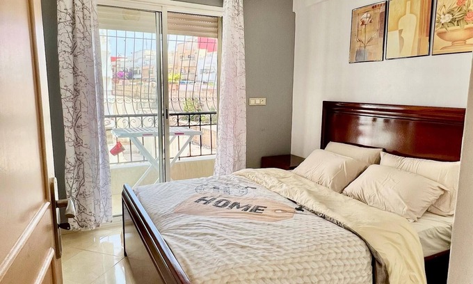 Cite Charaf Apartment | Apparently sunny for families; 5 min from the beach.