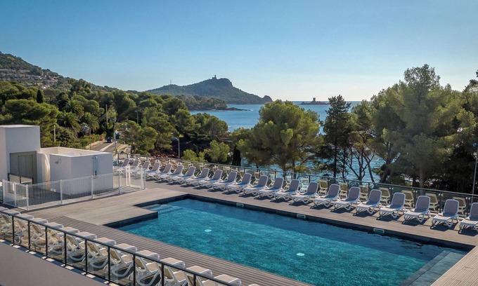 Boulouris-sur-Mer Condo | Appart près de la Plage | Accès Piscine