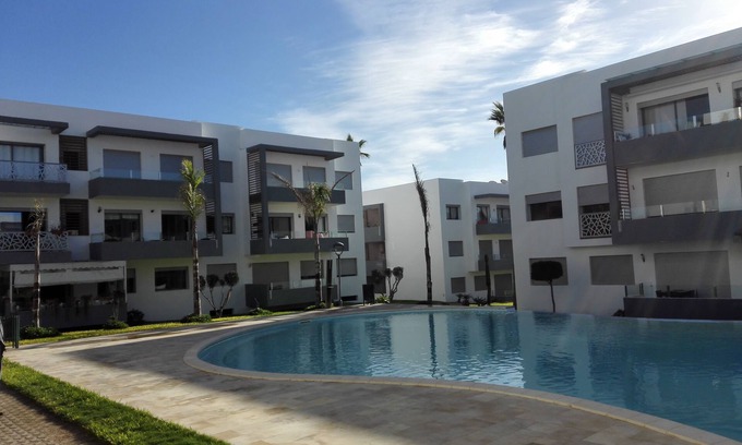 Tamariss Apartment | Appart T3 dar Bouazza Clim Piscine Wifi 90m2