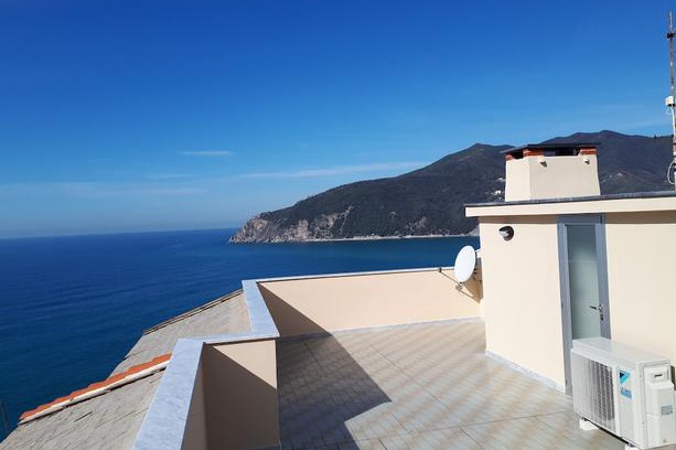 Moneglia Apartment | Appartamenti Enrica with amazing view