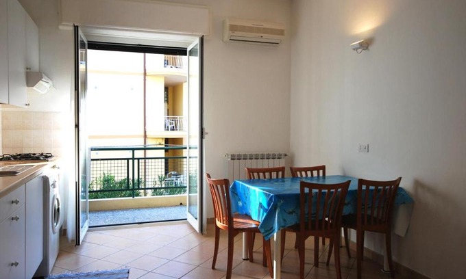Finale Pia Apartment | Appartamenti Glicini da Luigi