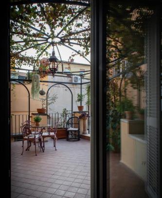 Frascati Apartment | Appartamento con terrazza La Voliera di Bacco