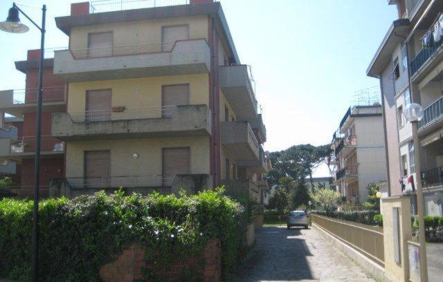 Marinella di Sarzana Apartment | Appartamento In Villa Manuela