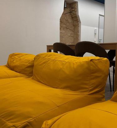 Castelnovo ne' Monti Apartment | appartamento inutile, ma non troppo!