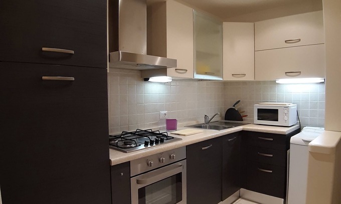 Faro Apartment | Appartamento Saturno n. 4