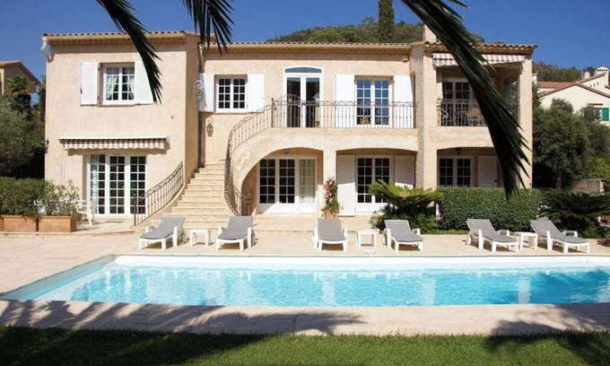 La Napoule Apartment | Appartement Azur Swimming pool, sandy beach/village 400 m, air conditioning, private parking,