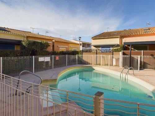 Marseillan Plage Apartment | Appartement 2 Pièces RDC avec Terrasse et Parking dans Résidence Sécurisée avec Piscine - FR-1-326-846