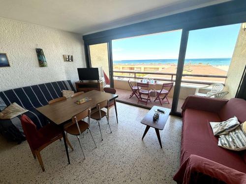 Port-la-Nouvelle Apartment | Appartement 2 pièces 6 personnes avec balcon et parking à 50m de la plage - FR-1-229C-99