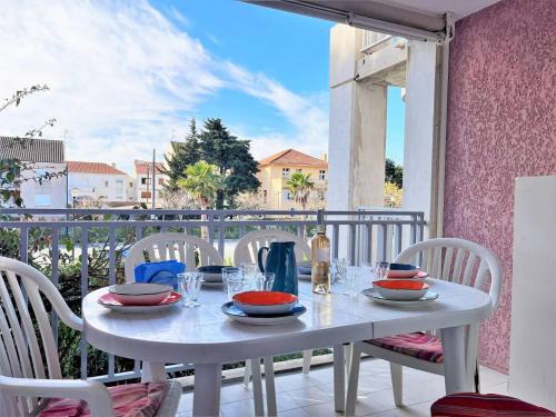 Cavaliere Beach Apartment | Appartement 6 couchages à 100m plage avec terrasse, parking, lave-linge et piste cyclable proche - FR-1-251-550