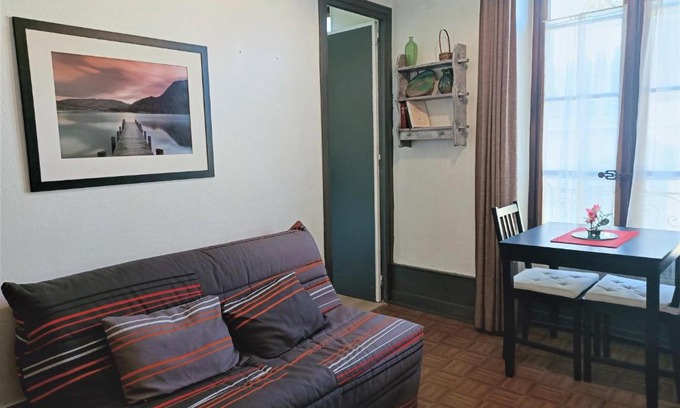 Aix-les-Bains City Center Apartment | Appartement Aix-les-Bains, 2 pièces, 2 personnes - FR-1-555-12