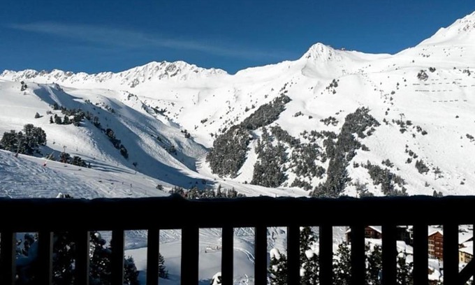 Arc-2000 Apartment | Appartement chaleureux 4-6 pers Chalet Chamois appt H2