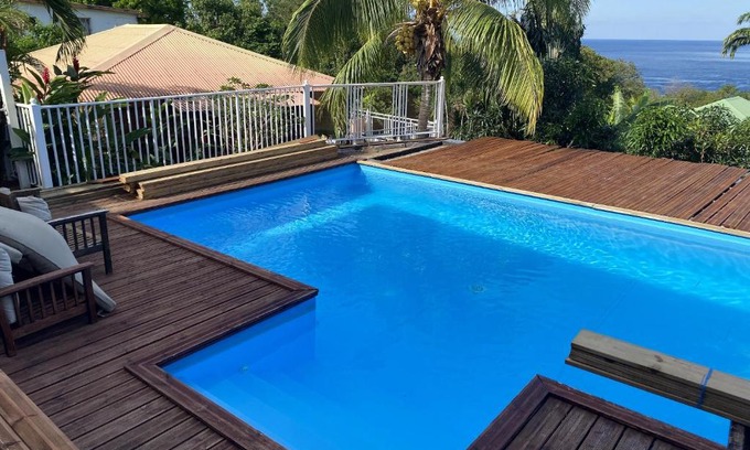 Pointe-Noire Apartment | Appartement charmant à Pointe-Noire, vue mer, 51 m², piscine