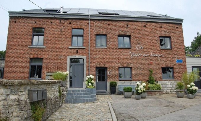 Rochefort Apartment | Appartement Fleurs des champs – Esc’Appart