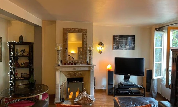 Senlis Apartment | Appartement sur le parvis de la cathédrale