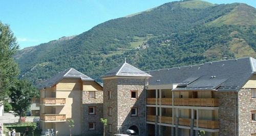 Bagneres-de-Luchon Apartment | Appartement très agréable dans belle résidence, classé 3 étoiles par le comité départemental du tourisme en Haute Garonne