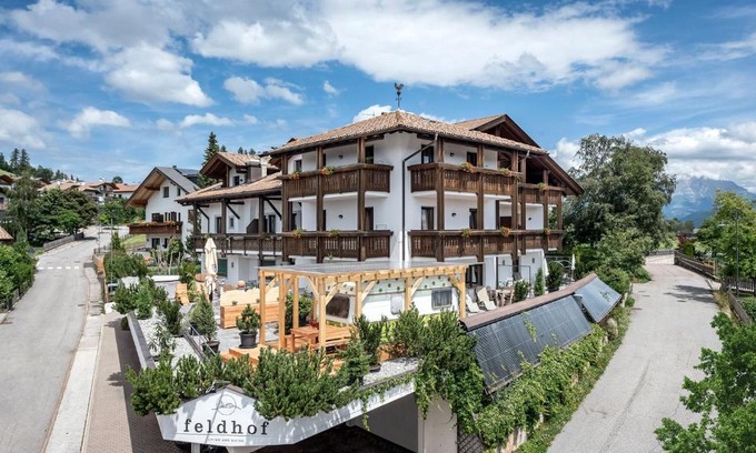 Nova Ponente Apartment | Apparthotel Feldhof - Living and Bistro