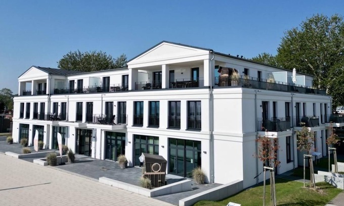 Grossenbrode Apartment | Appartmenthaus "Südstrand 44", Wohnung 8 "Meeresrauschen am Südstrand"