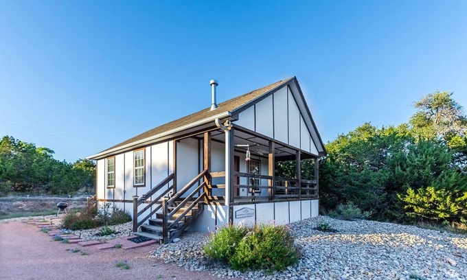 Fredericksburg Cabin | Appian Way Provence Cottage - Private Hot Tub - 4 min. to downtown