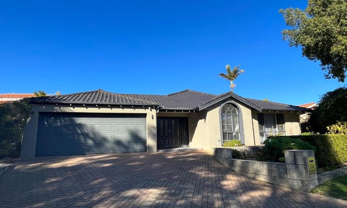 Applecross House | Applecross 2 Bedrooms by Swan River