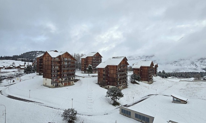 Saint-Etienne-en-Devoluy Apartment | Appt 6p pied pistes Superdévoluy