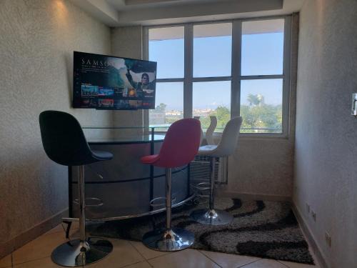 Isla Grande Apartment | Apt in San Juan, 4 guests max, 1 BR-1 BTH, Full kitchen, Free Internet-Parking