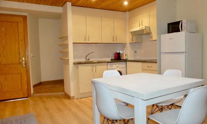 Vic Apartment | APT5 DÚPLEX Acollidor al Centre de Vic APTGARBI