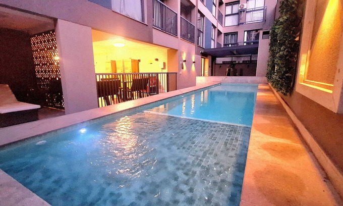 Lapa Apartment | Apto moderno com miniquintal e piscina