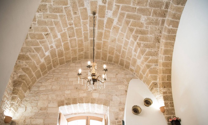Giovinazzo Apartment | Apulia's Stone House