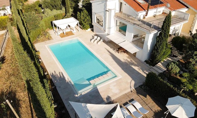 Corato Villa | [ApuliaLux] Prestigiosa Villa con Piscina vicino Castel del Monte