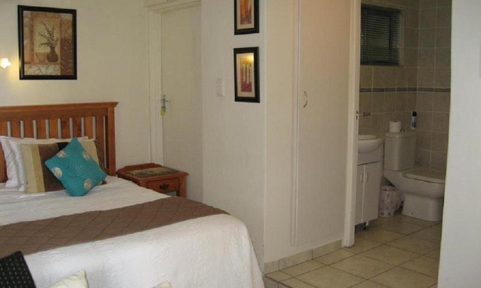 Pennington House | Aqua Vista Accommodation