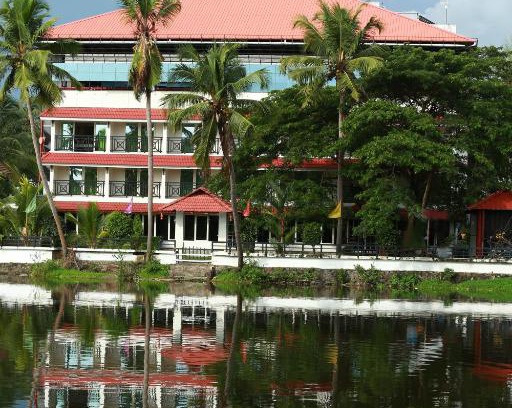 Thrippunithura Hotel | Aquaria The Boutique Resort