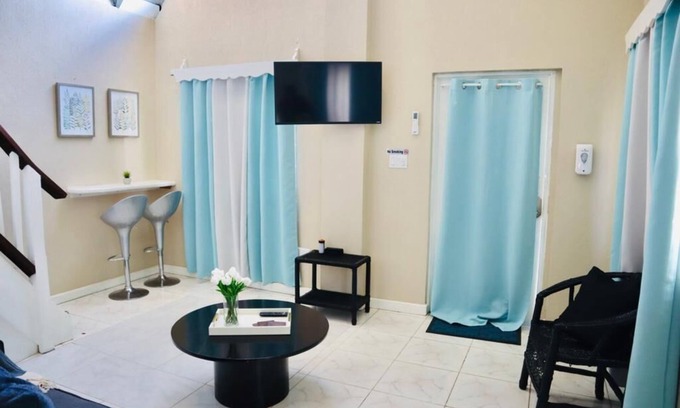 Negril Condo | ARA OASIS - loft condo, 5 mins walk to beach