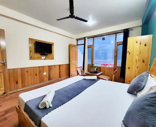 Aleo Hotel | ARBN retreat