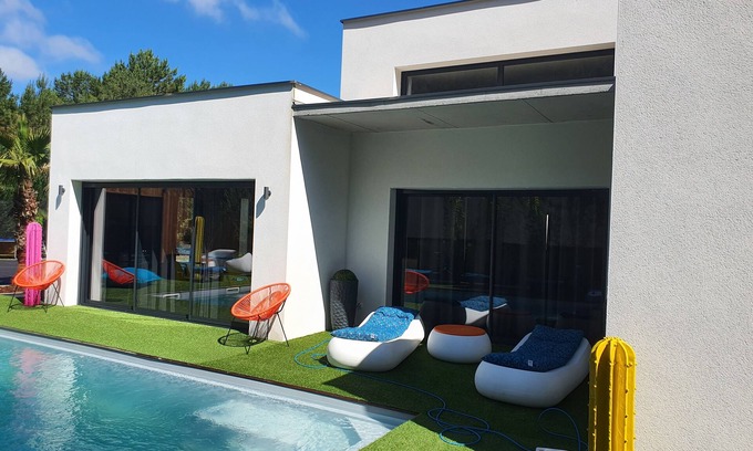 Moliets-et-Maa Villa | Architect-designed villa with heated pool