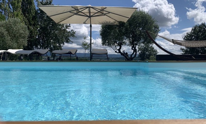 Castres House | Architect-designed house set in 2 hectares of grounds with heated pool and spa