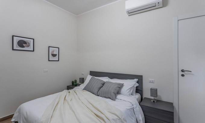 Pavia Apartment | Ares Home