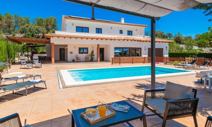 Alcala la Real Villa | Aromas de Alcala Alcalá La Real by Ruralidays