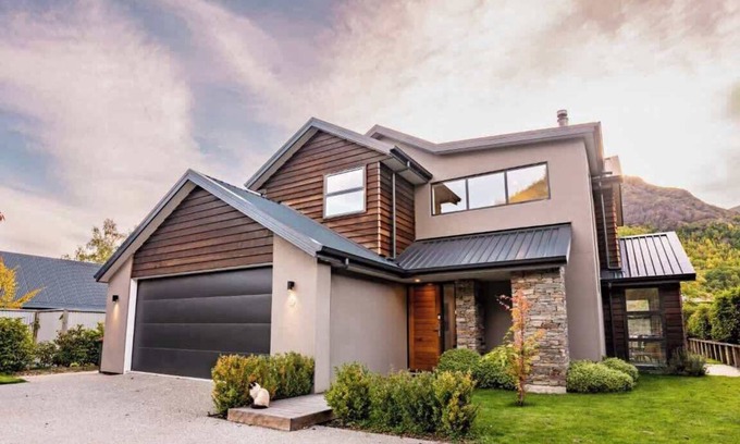 Arrowtown House | Arrowtown Mountain View Retreat