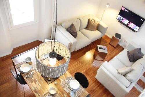 Oltrarno Apartment | Art Apartment Velluti