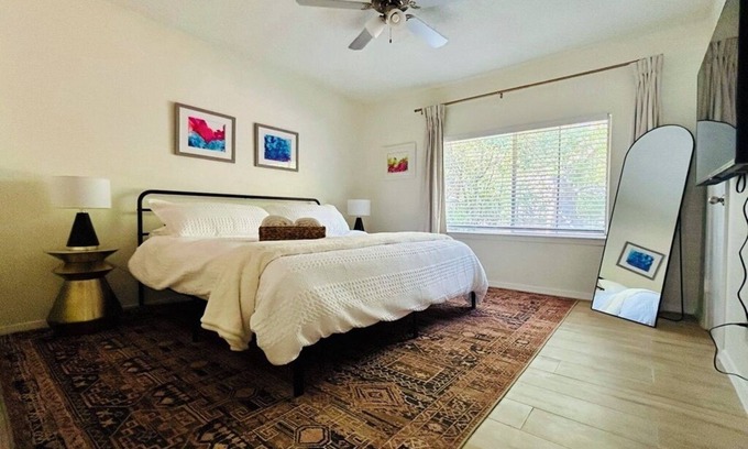 Sweetbriar House | Art House in South Austin