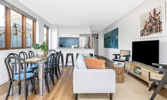 Bondi Beach House | Artscape - Bondi Beach Villa. Luxury family home, steps from all Bondi has to offer!