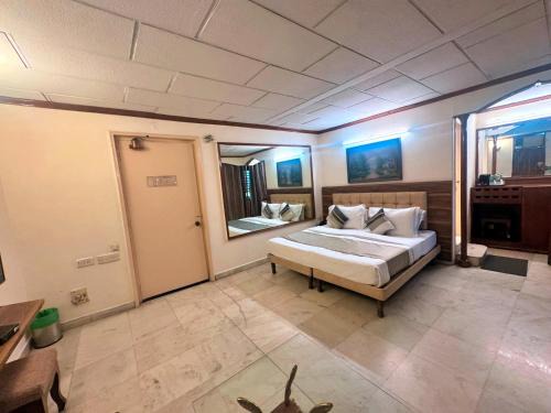 Connaught Place Hotel | asar CP Outer Circle by Orion Hotels