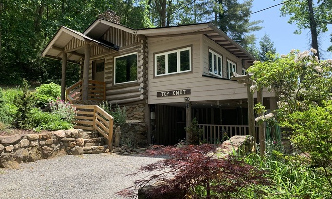 Asheville Cabin | Asheville - Private Modern Vintage Cabin Retreat w/Mountain Views